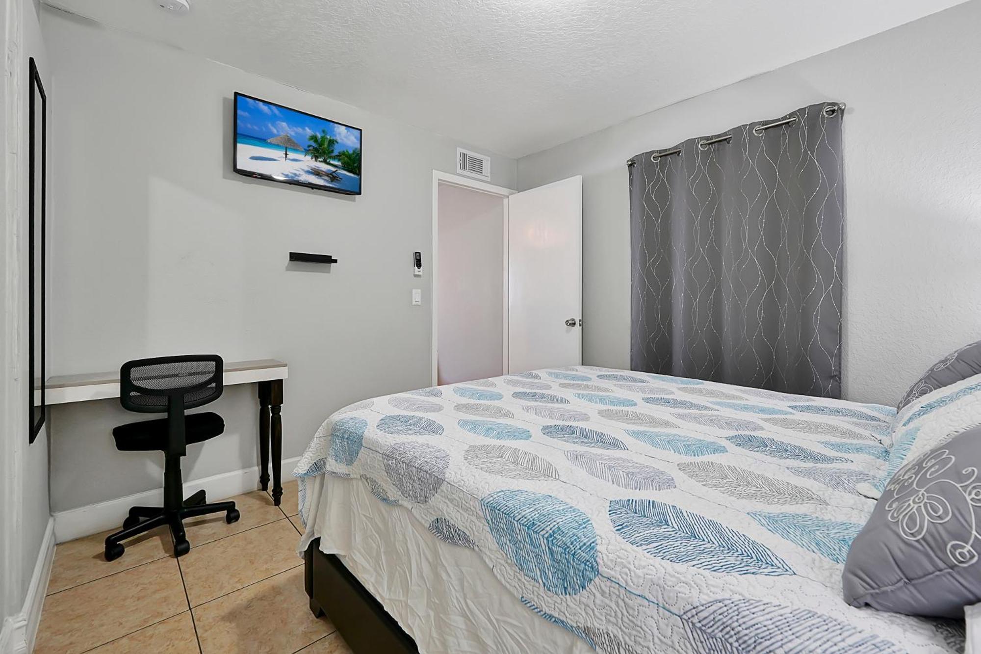 Comfortable Private Room In Tampa: The Wanderlust Exterior foto