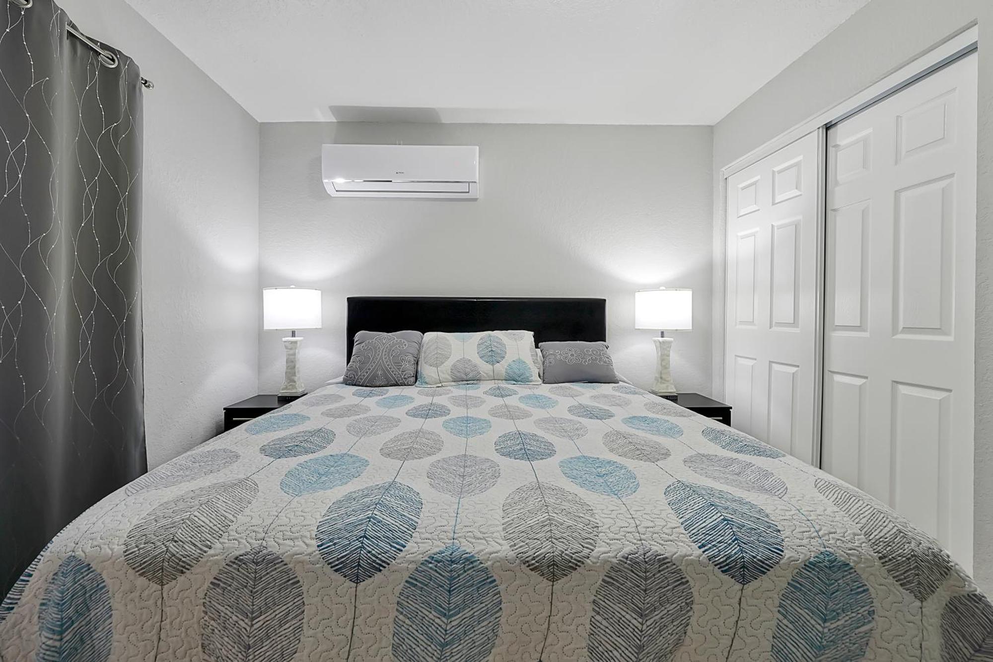 Comfortable Private Room In Tampa: The Wanderlust Exterior foto